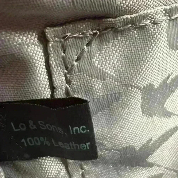 Lo & Sons multi way black leather bag. - Picture 11 of 15